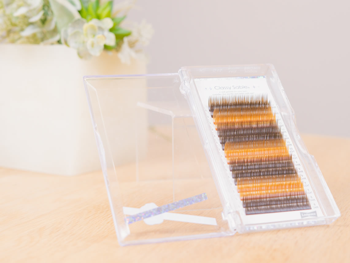 カラーエクステ