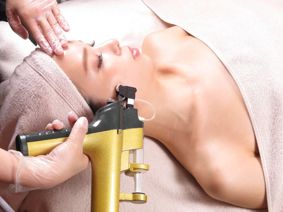 リアボーテACフェイシャルトリートメント